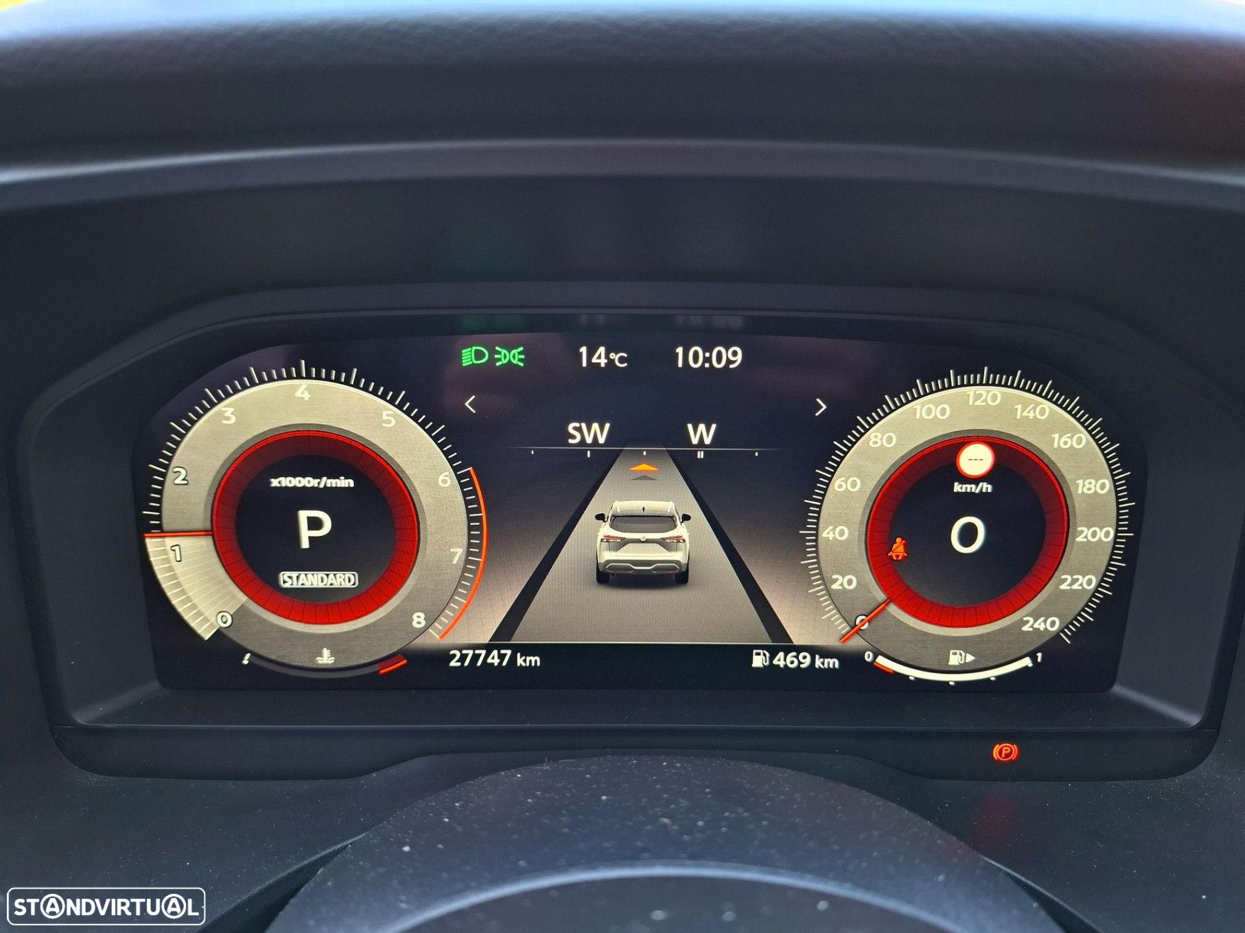Nissan Qashqai 1.3 DIG-T N-Connecta LED+TT+SKY Xtronic - 17