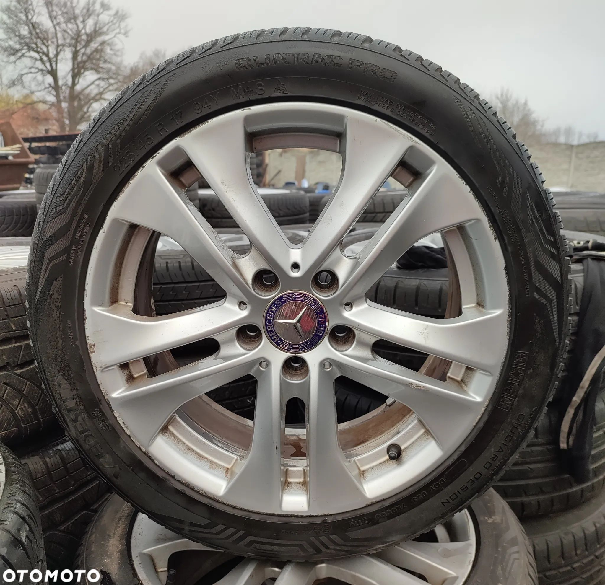 Koła kompletne całoroczne Mercedes 7.5Jx17 ET47 17 cali 225/45 R17 - 1
