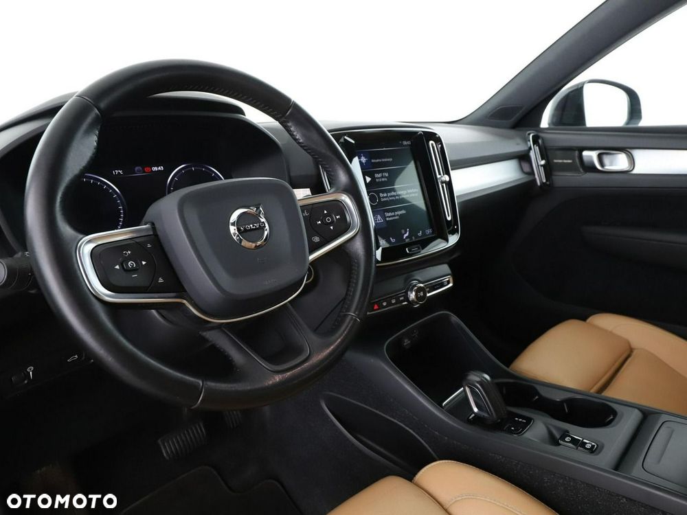 Volvo XC 40 D4 AWD Momentum Pro - 15