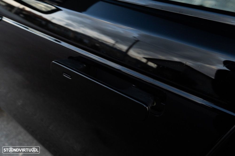 Land Rover Range Rover Velar 2.0 D R-Dynamic - 30