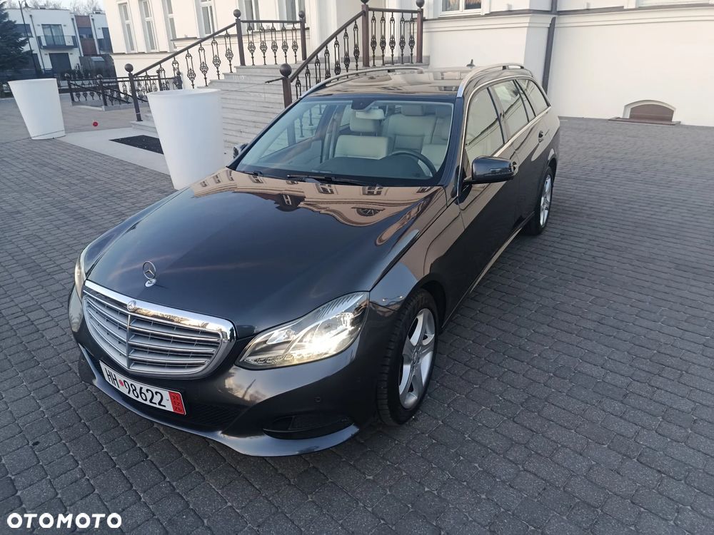 Mercedes-Benz Klasa E 220 CDI BlueEff - 2