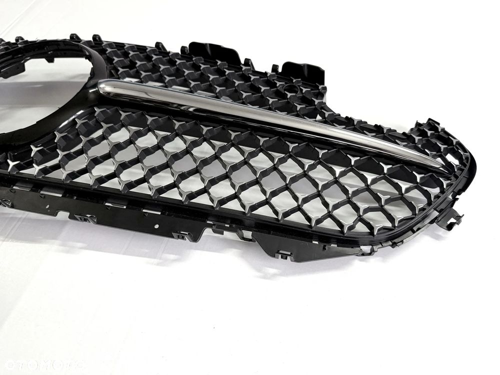 ATRAPA GRILL Mercedes W257 C257 CLS Lift - AMG - 9