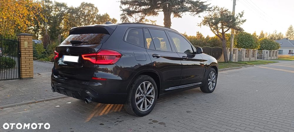 BMW X3 xDrive30i GPF Luxury Line - 7
