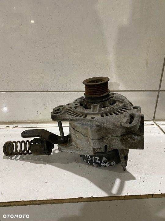 Alternator Seat Ibiza II 1.4