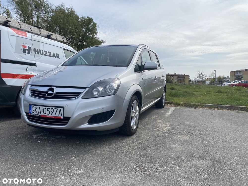 Opel Zafira 1.8 Cosmo EU5 - 2