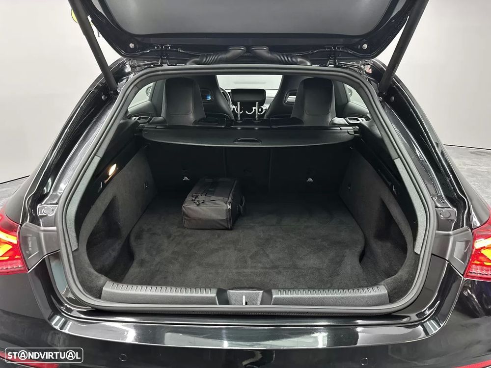 Mercedes-Benz CLA 250 e AMG Line - 16