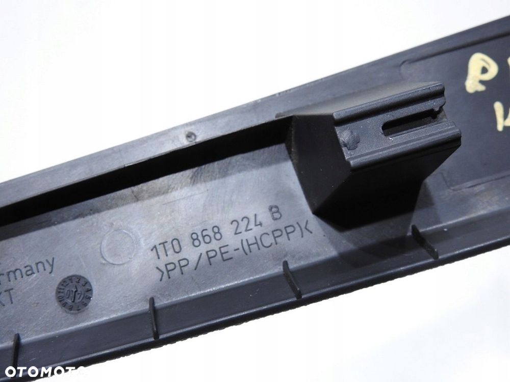 OSŁONA SŁUPKA PRAWA VW TOURAN LIFT - 7
