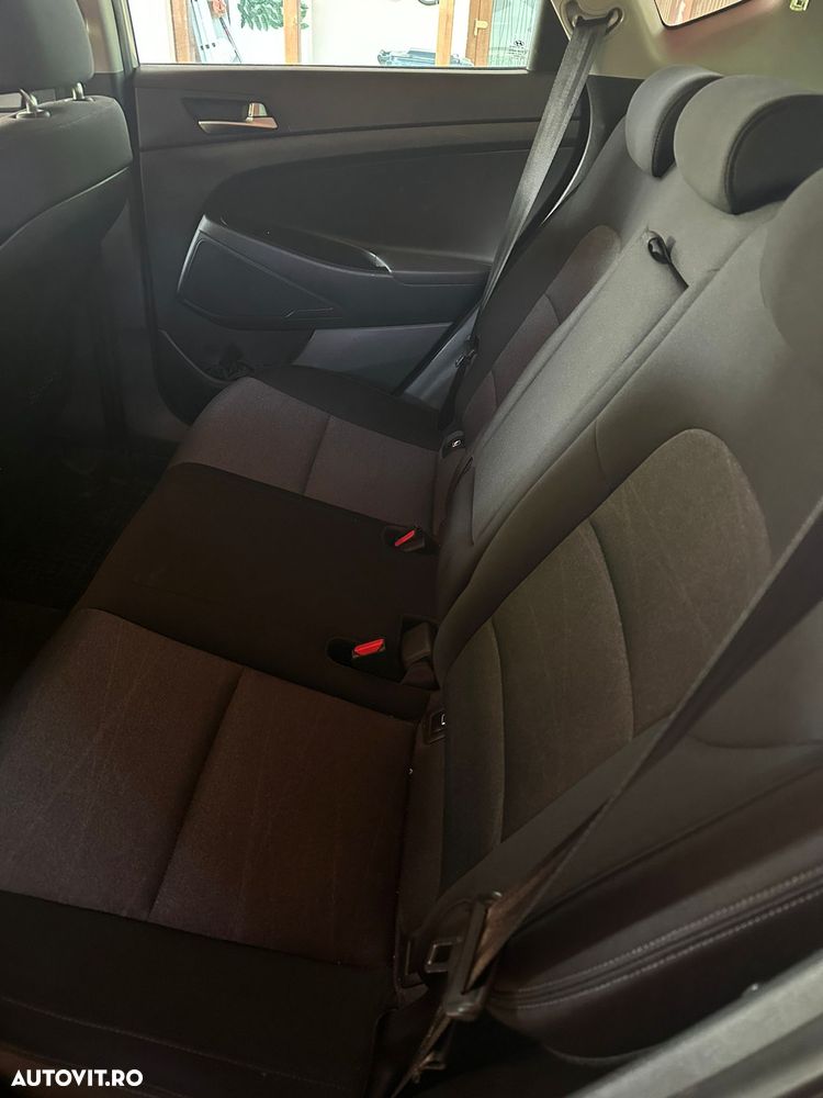 Hyundai Tucson 1.6 T-GDi 4WD 7DCT Style - 11