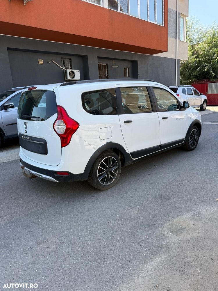Dacia Lodgy 1.5 dCi 90 CP Stepway - 2