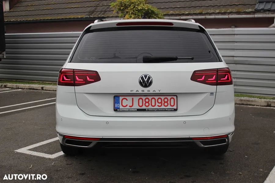 Volkswagen Passat Variant 2.0 TDI DSG (BlueMotion Technology) Highline - 10