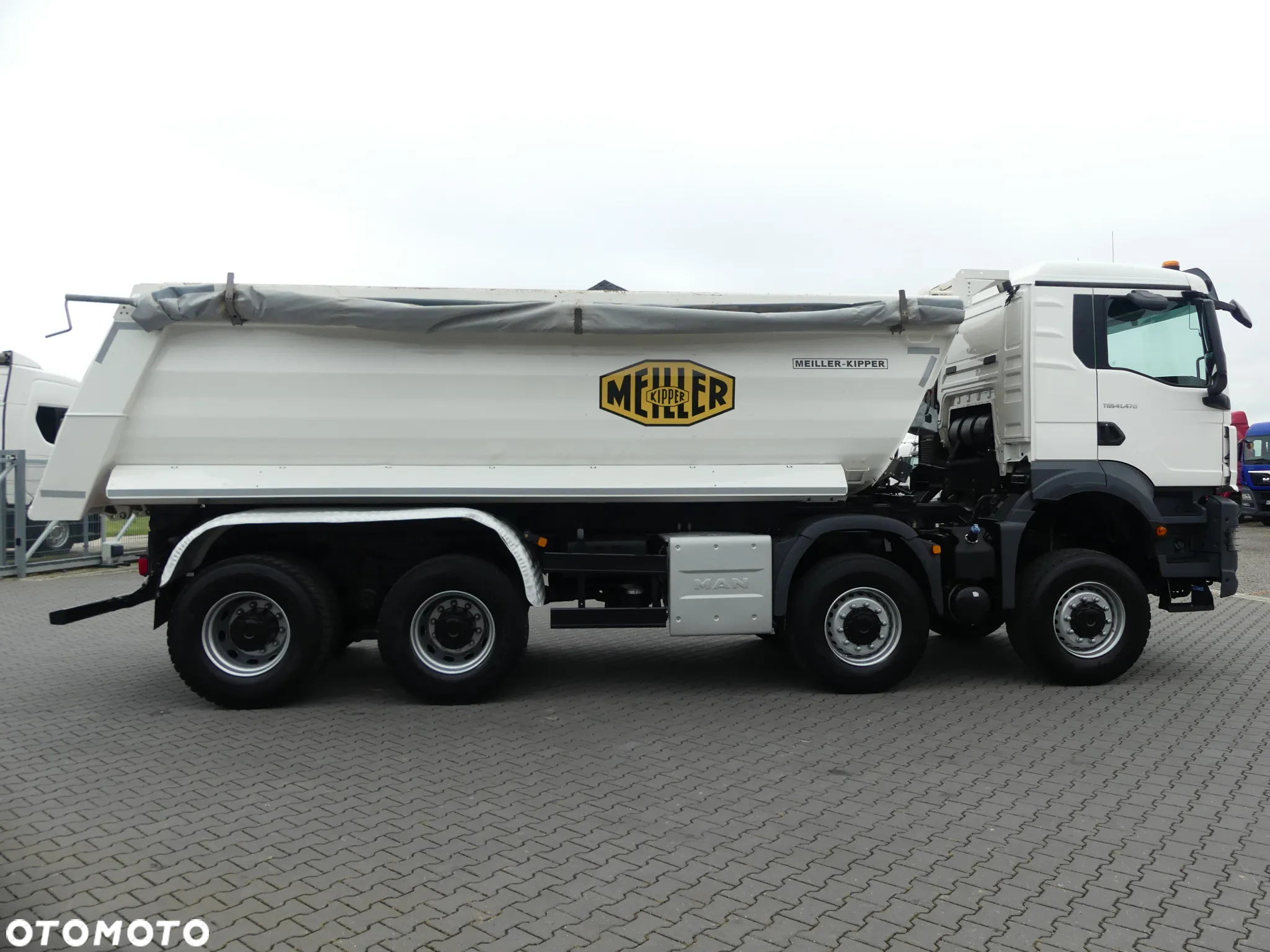 MAN TGS 41.470 / 8x8 / WYWROTKA MEILLER / MANUAL / NISKI PRZEBIEG / - 9