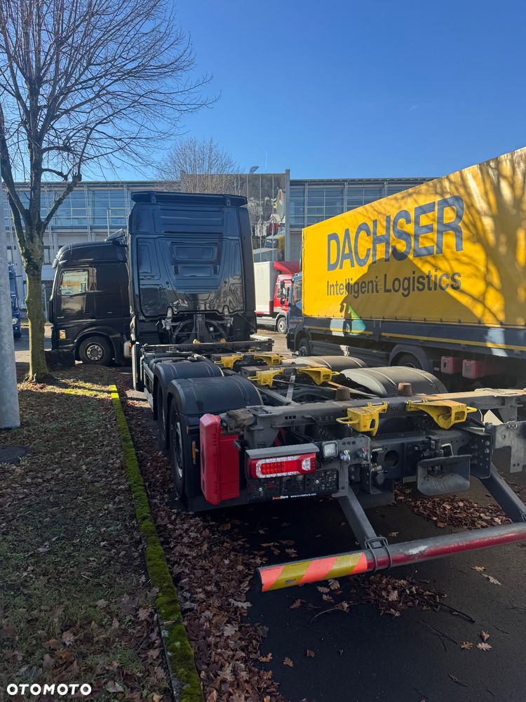 Mercedes-Benz ACTROS 25.530 KM STAN IDEALNY - 4
