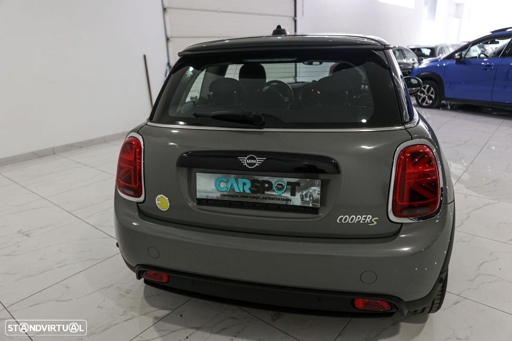 MINI 3 Portas Cooper SE - 6