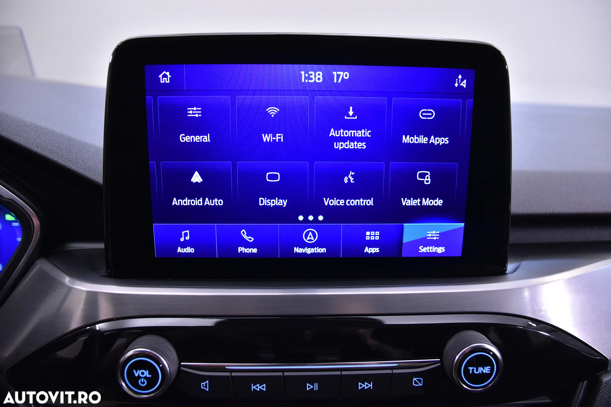 Ford Kuga - 20