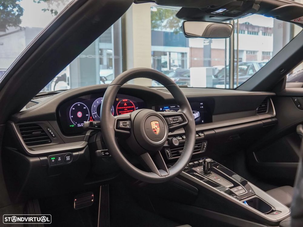 Porsche 911 (992) Carrera - 16