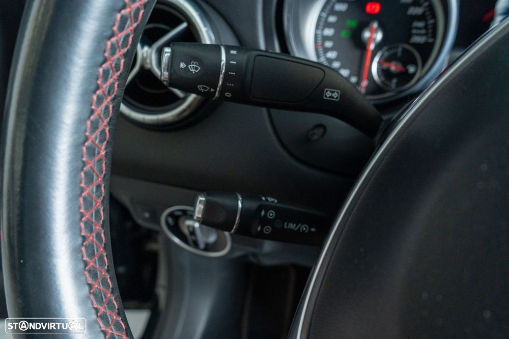 Mercedes-Benz CLA 180 CDI AMG Line - 20