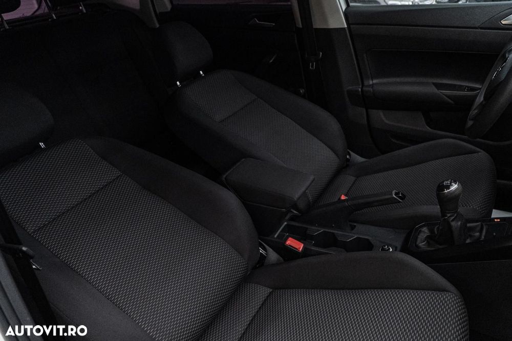 Volkswagen Polo 1.0 Comfortline - 39