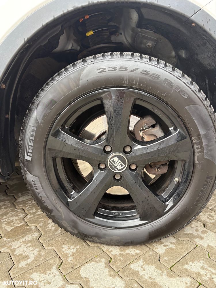 Toyota RAV4 - 9