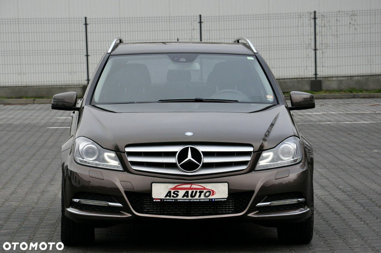Mercedes-Benz Klasa C 180 T CDI DPF (BlueEFFICIENCY) Elegance - 29