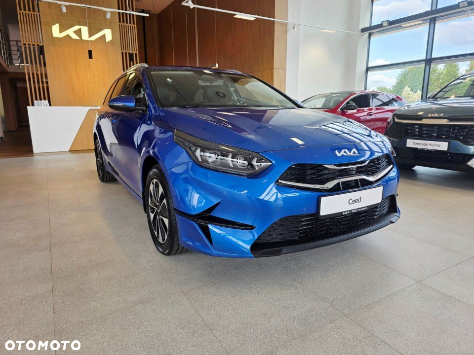 Kia Ceed - 8