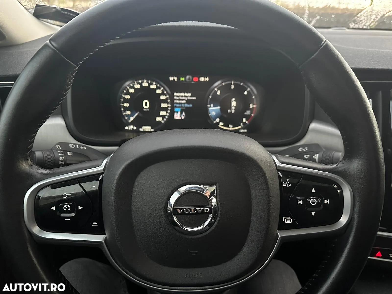 Volvo S90 D4 Momentum - 11