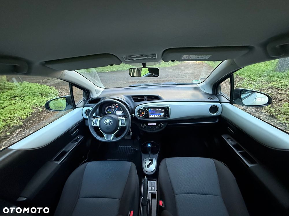Toyota Yaris 1.5 VVT-i Life - 14