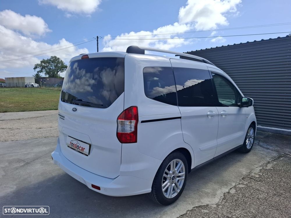 Ford Tourneo Courier 1.0 EcoBoost Titanium - 10