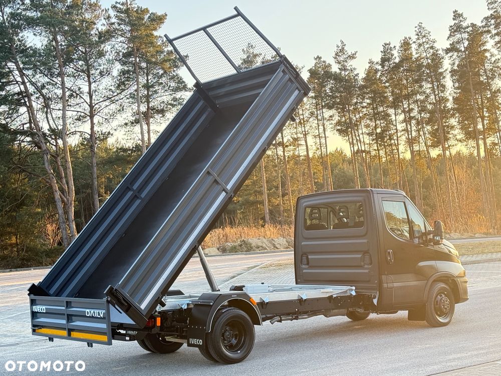 Iveco DAILY 35/50-180 3.0 HPI 180KM WYWROTKA 3-stronna ! 33 tyś km! Resor +Poduszka! HAK! Czarny Mat! Jedyny Taki!! - 24