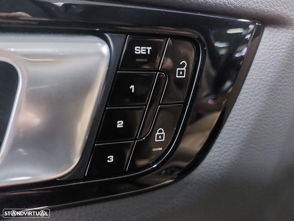 Porsche Cayenne Coupé E-Hybrid - 20