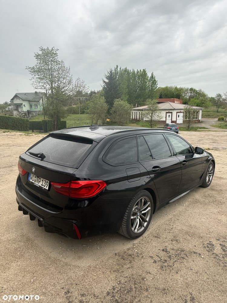 BMW Seria 5 520d xDrive M Sport Edition - 11