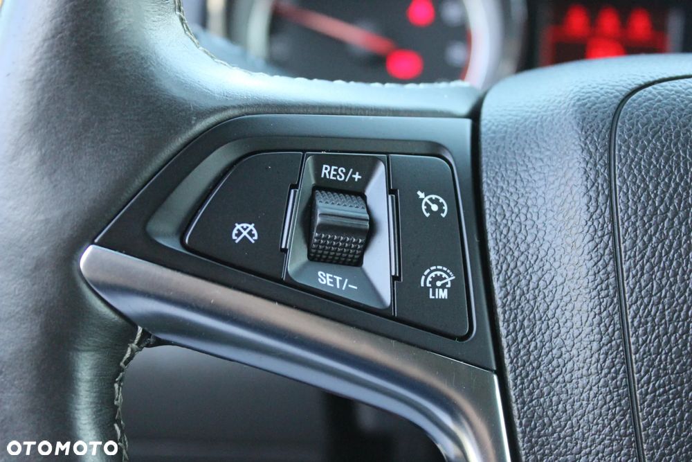 Opel Mokka 1.4 T Cosmo S&S - 39