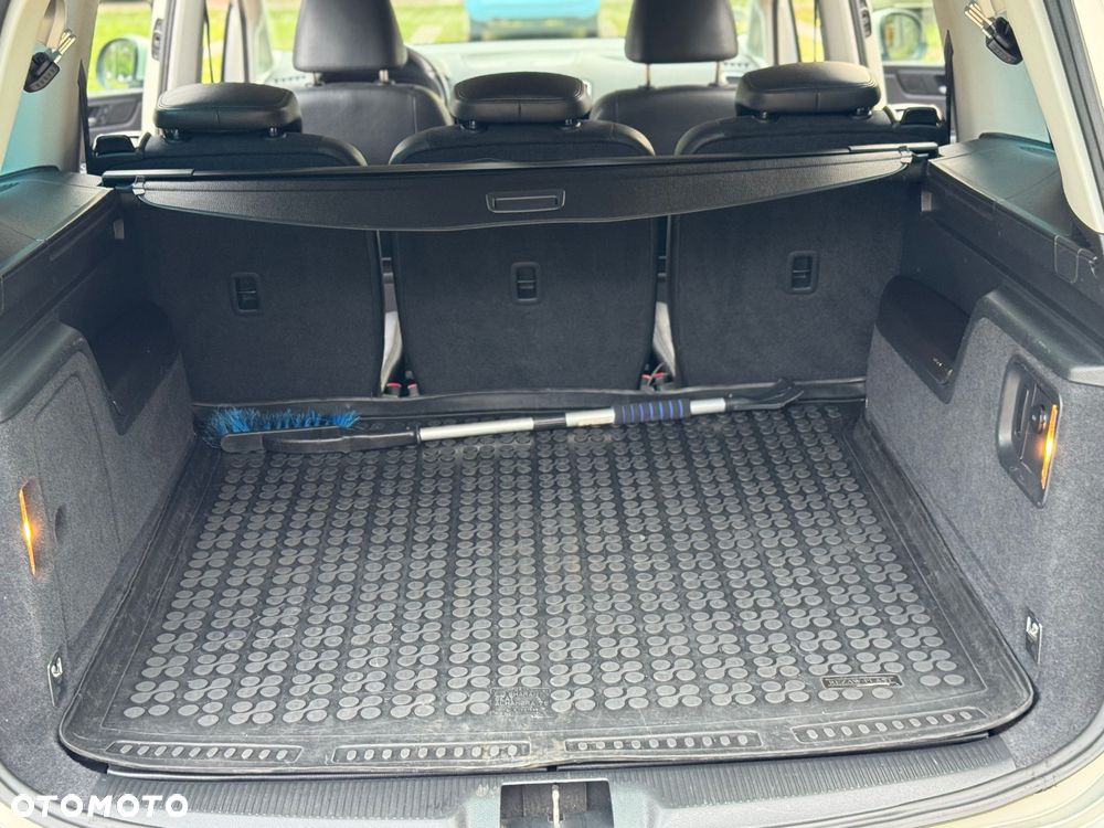 Volkswagen Sharan 2.0 TDI Highline DSG - 16