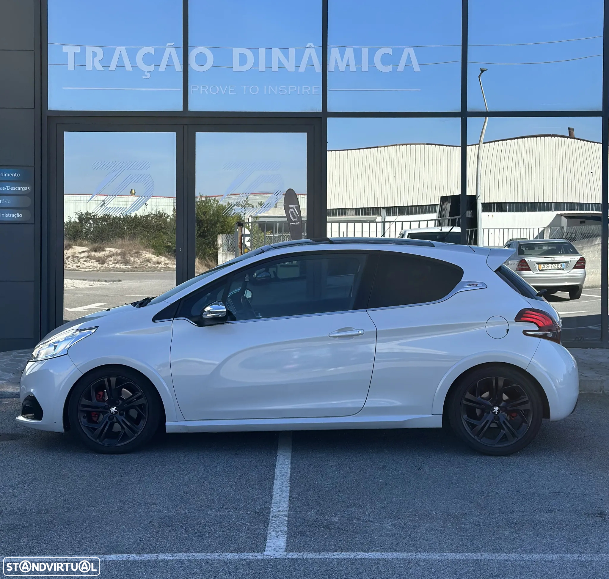 Peugeot 208 1.6 e-THP GTi - 3
