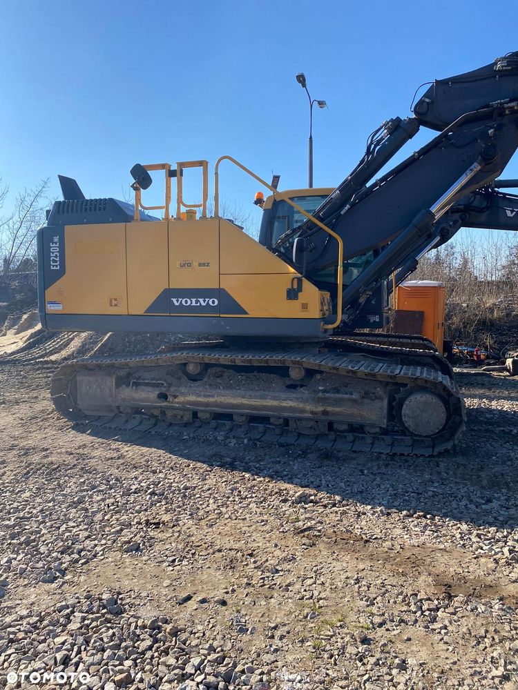 Volvo EC 250 ENL - 3