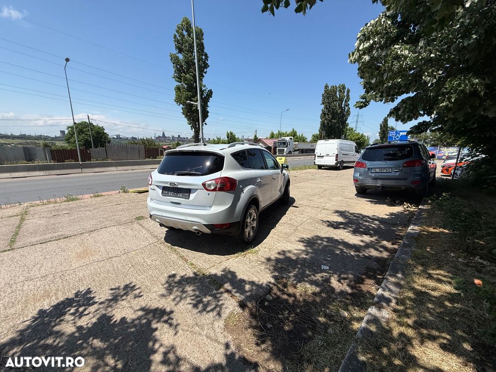 Ford Kuga 2.0 TDCi 4WD Powershift Titanium - 5