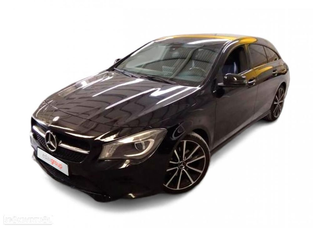 Mercedes-Benz CLA 220 - 1