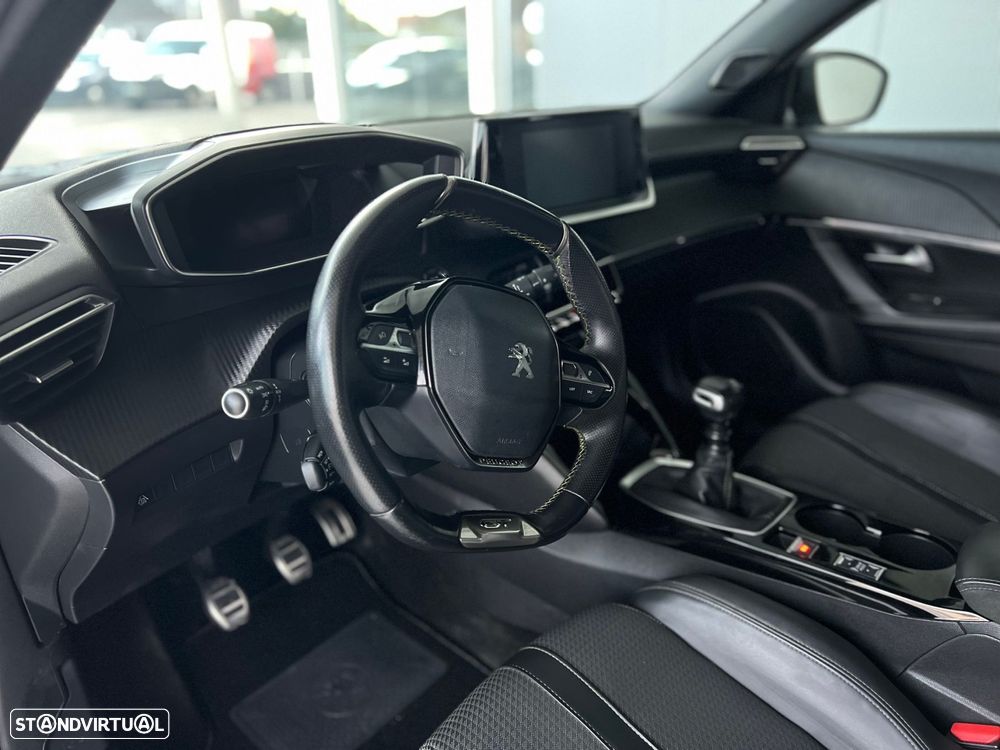 Peugeot 2008 1.5 BlueHDi GT - 11