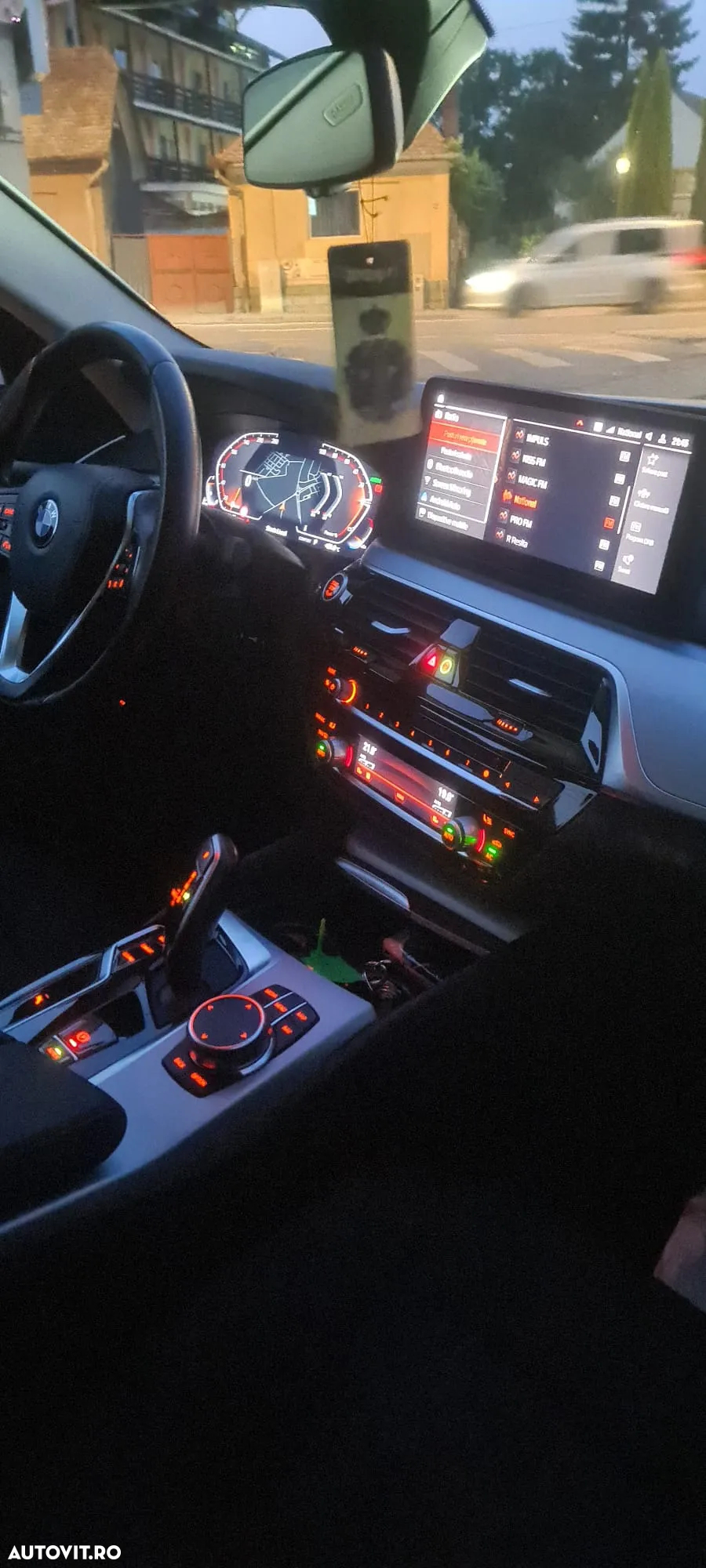 BMW Seria 5 520d Touring Aut. - 2