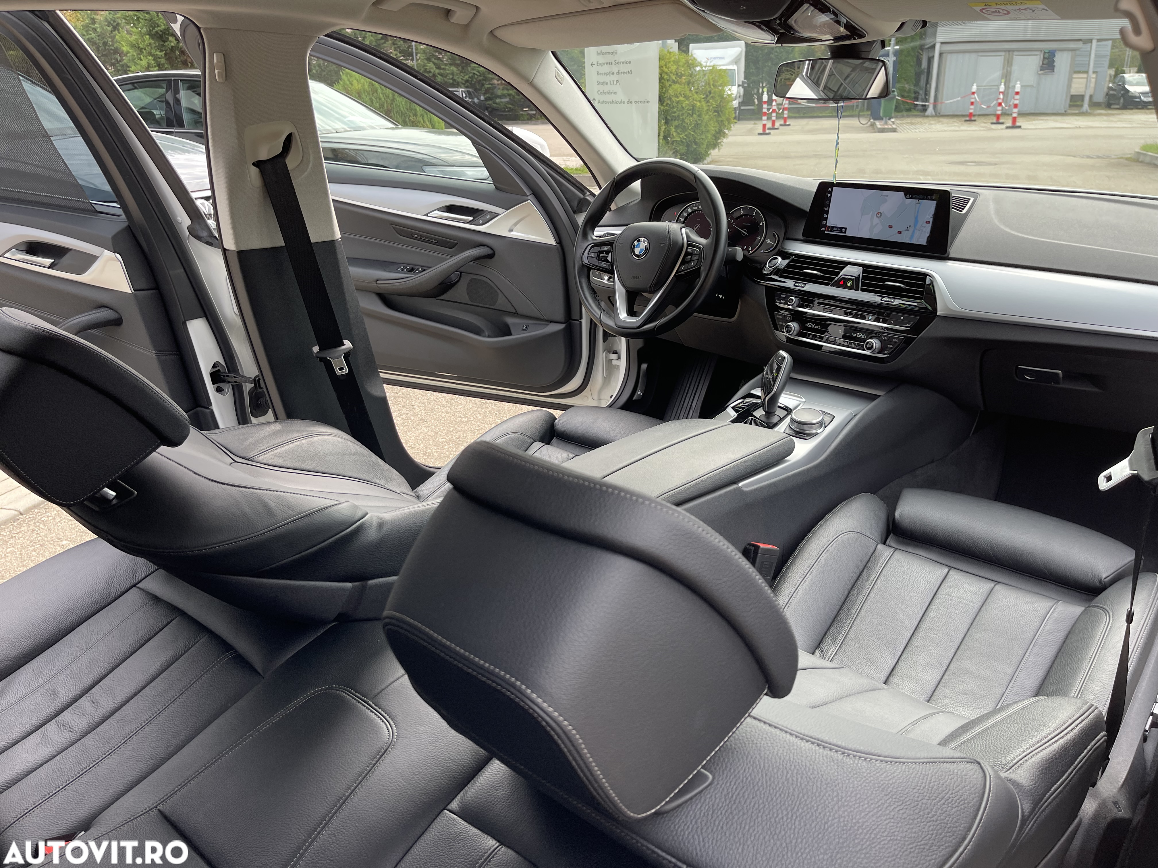BMW Seria 5 520d AT - 8