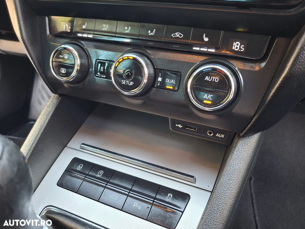 Skoda Octavia 2.0 TDI 4X4 L&K - 10