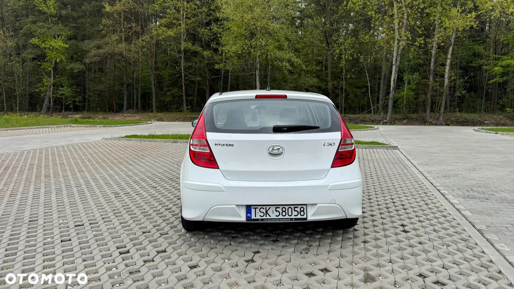 Hyundai i30 1.4 Base - 3