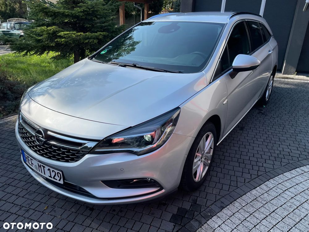 Opel Astra 1.4 Turbo Sports Tourer Innovation - 4