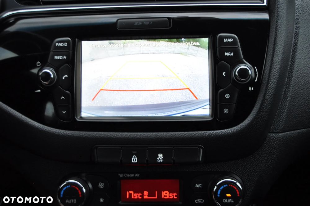 Kia Ceed 1.6 GDI ISG Dream-Team Edition - 13
