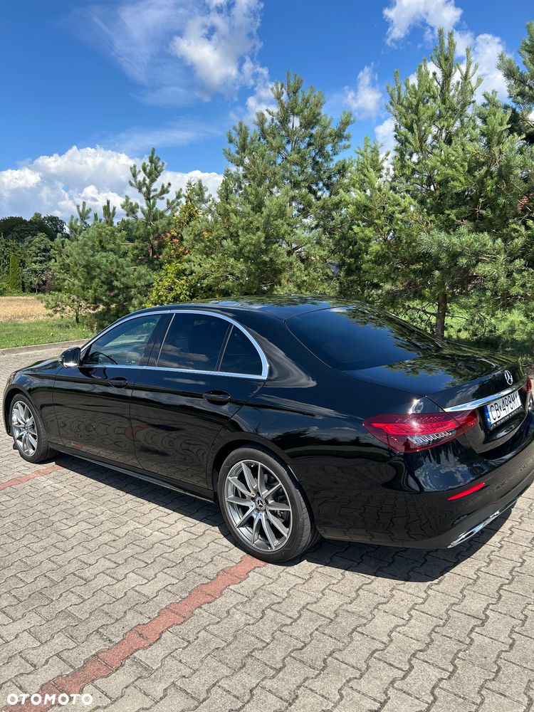 Mercedes-Benz Klasa E 200 4-Matic AMG - 11