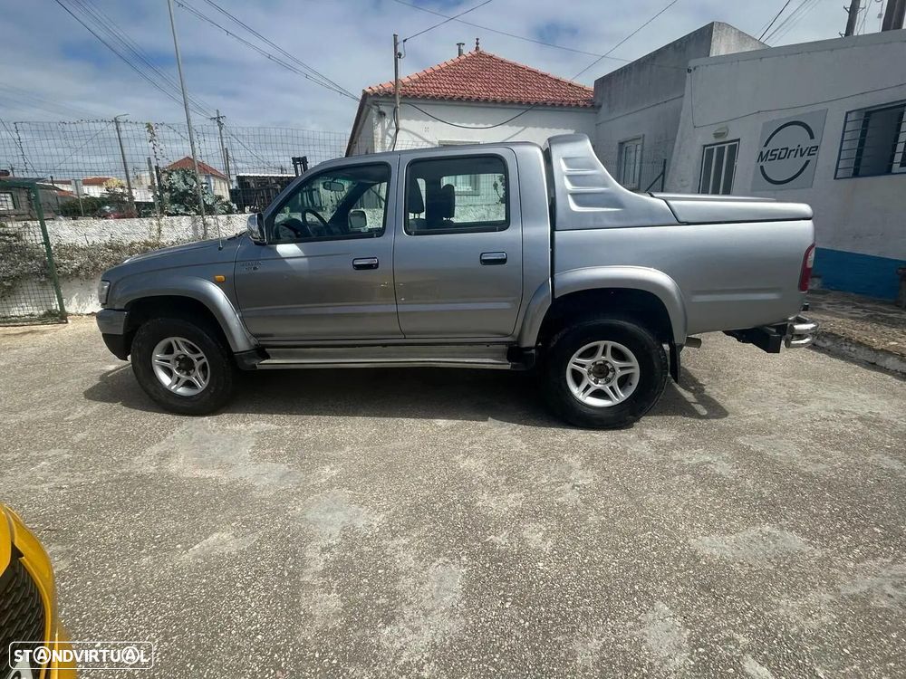 Toyota Hilux 2.5 D4-D Tracker - 9