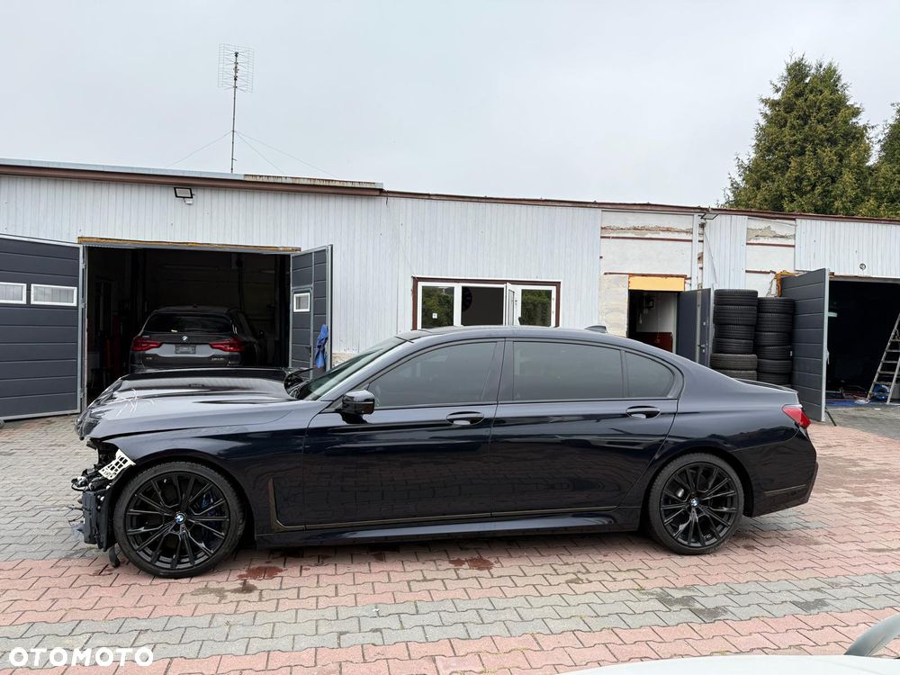 BMW Seria 7 740Li sport - 5