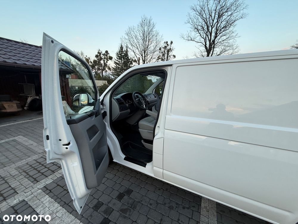 Volkswagen Transporter - 18