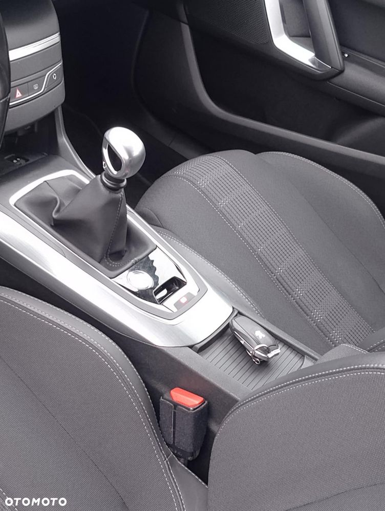 Peugeot 308 PureTech 130 Stop & Start Allure - 11