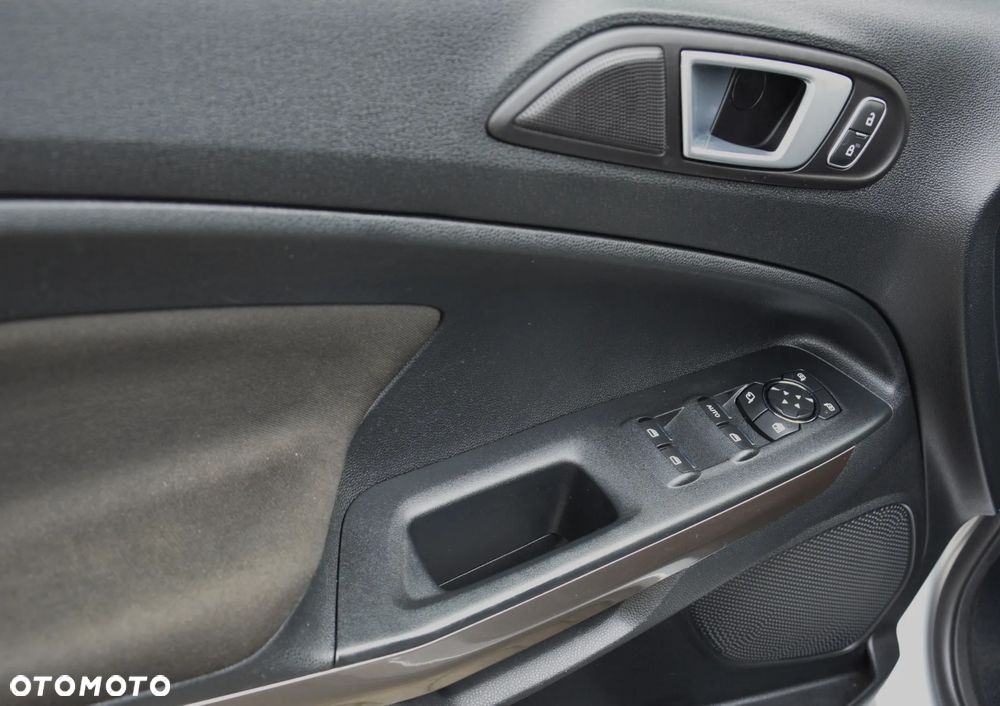 Ford EcoSport - 14