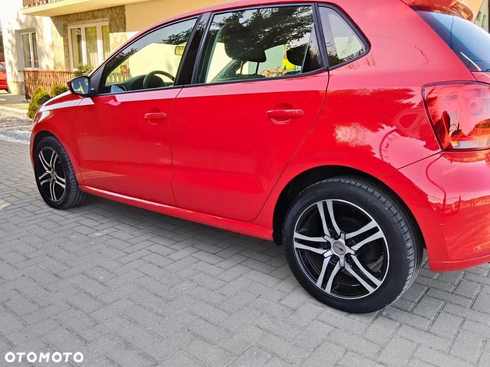 Volkswagen Polo 1.4 Comfortline - 17